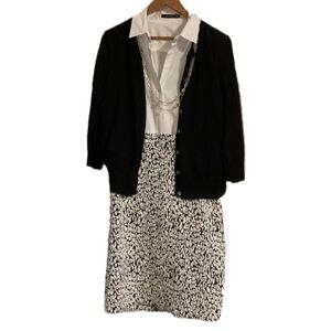 MICHAEL KORS Black and White Animal Print Pencil Skirt. NWT